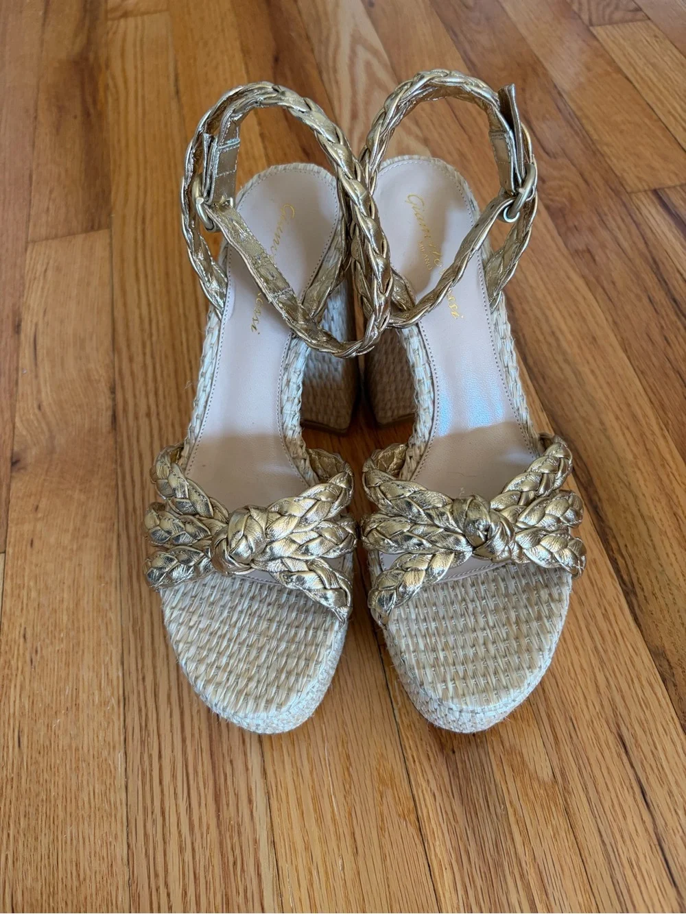 GIANVITO ROSSI Braided Metallic Woven Platform Sandal in Gold Size 36 NWT